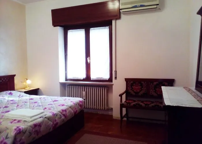 فندق مبيت وإفطار Anna Fiera فيرونا